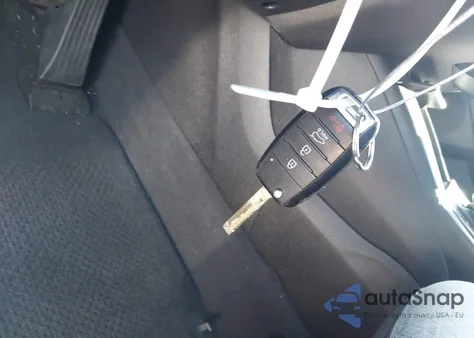 2017 Kia Sorento 3.3L Lx z USA, uszkodzony, nr VIN 5XYPG4A57HG222469